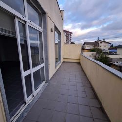 Loja na Santa Eugénia Foto 4