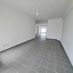 Loja na Santa Eugénia Foto 8