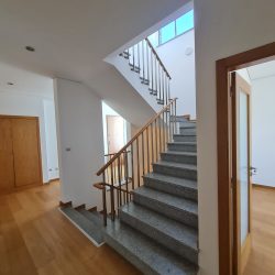 Moradia Igreja Nova Foto 7