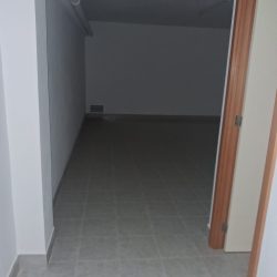 Loja Rua D. Duarte Foto 6