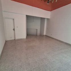 Loja Rua D. Duarte Foto 4